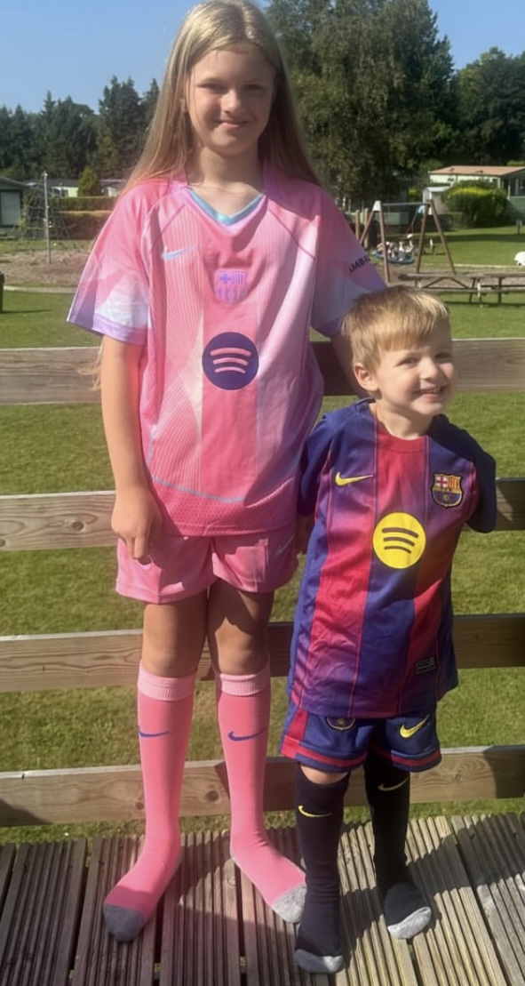 Pink Barcelona Style on Pitch
