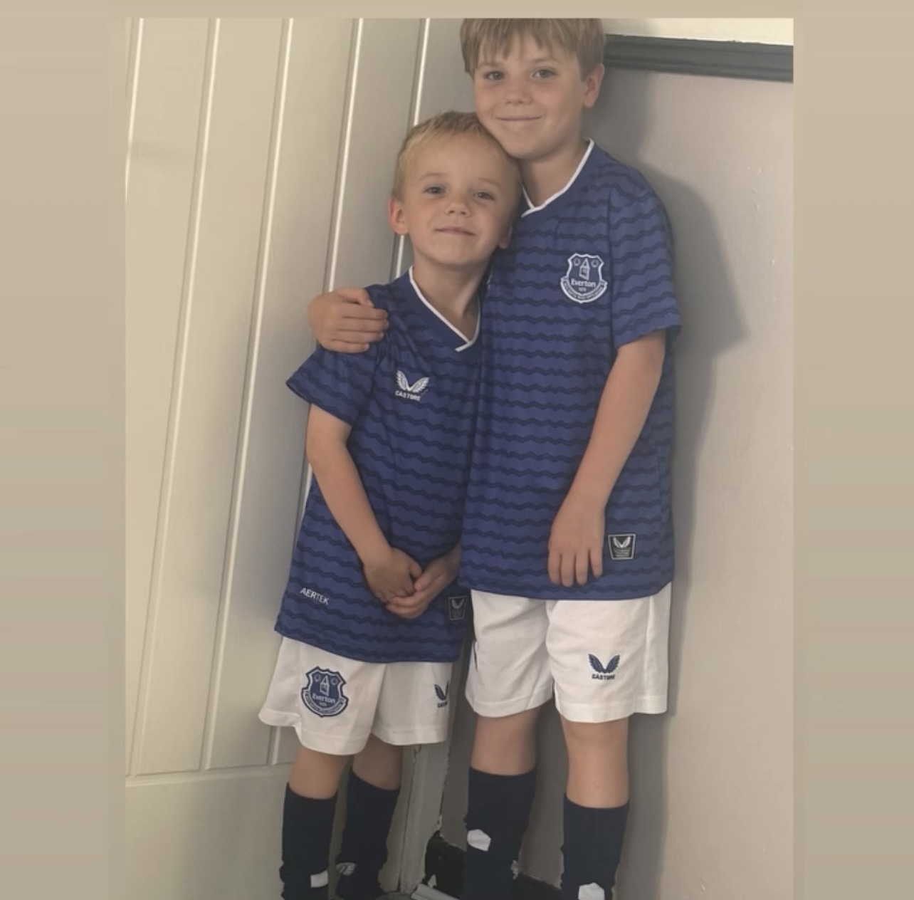 Everton Style Siblings