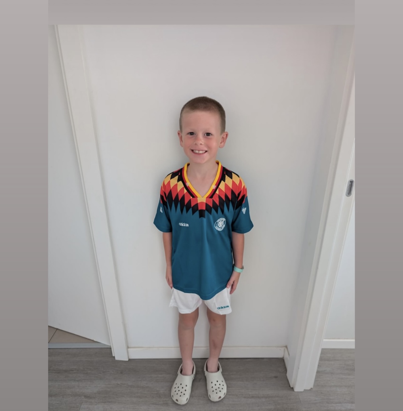 Orange/Blue Customer
